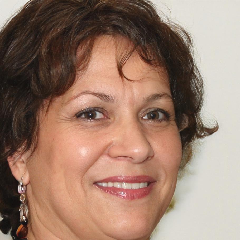Profesora especialista en finanzas corporativas